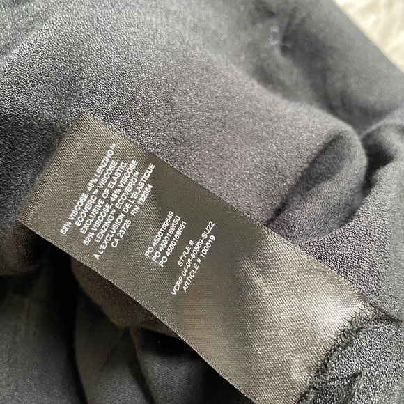 Aritzia Wilfred Broadway Dress in Black - Picture 10 of 10